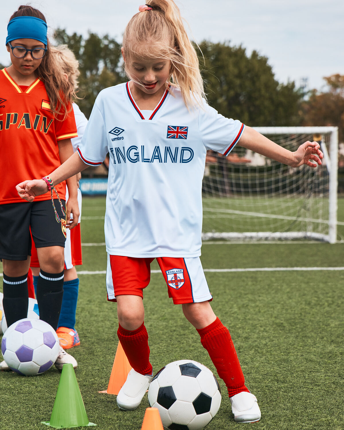 Kids 2-Piece Umbro England Soccer Jersey & Short Set - Red/Blue/White 14 Kids 2-Piece Umbro England Soccer Jersey & Short Set - Red/Blue/White