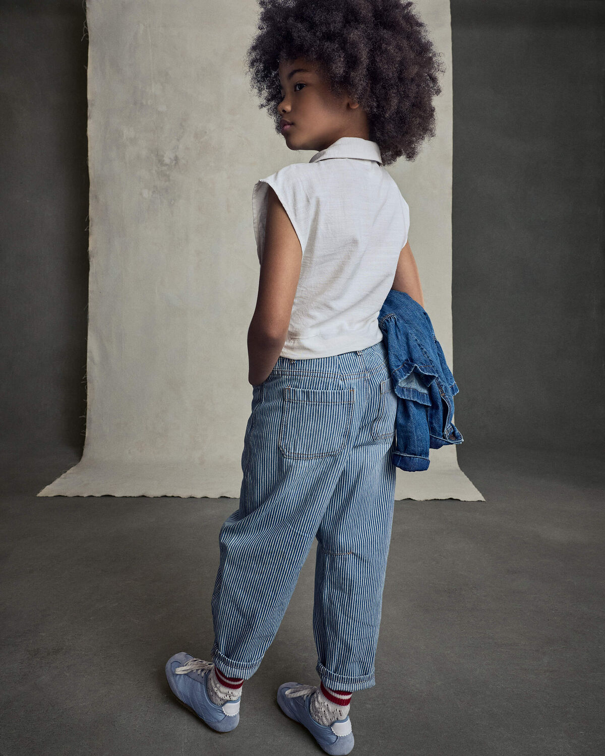 Girls Hickory Stripe Denim Barrel Jeans - Light Wash 3 Girls Hickory Stripe Denim Barrel Jeans - Light Wash